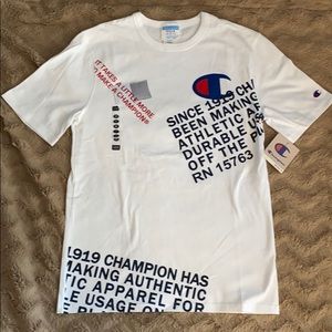 NWT‼️ Champion Tee
